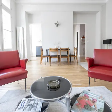 Place Du Palais Centre Historique *