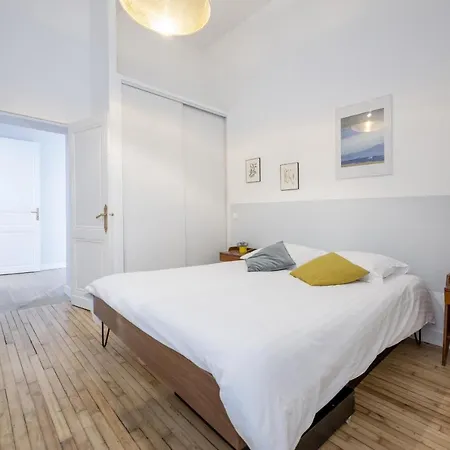 Place Du Palais Centre Historique Apartament Bordeaux