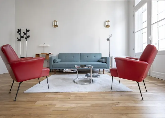 Place Du Palais Centre Historique *