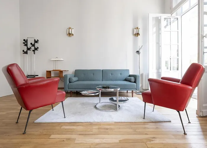 Place Du Palais Centre Historique *