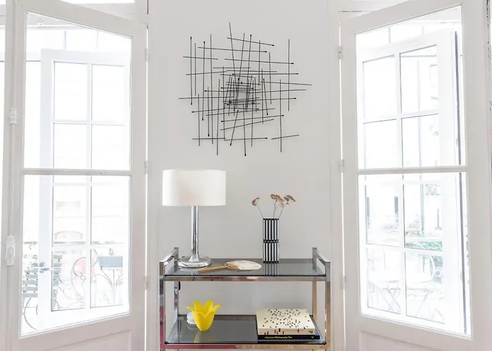 Place Du Palais Centre Historique * Bordeaux