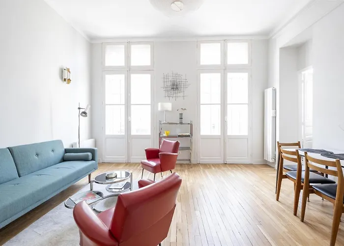 Place Du Palais Centre Historique * Bordeaux